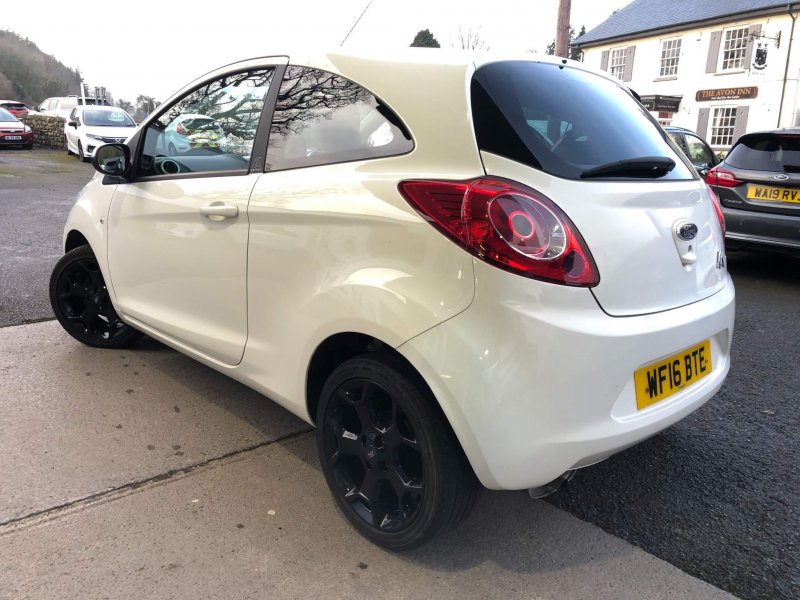 FORD KA