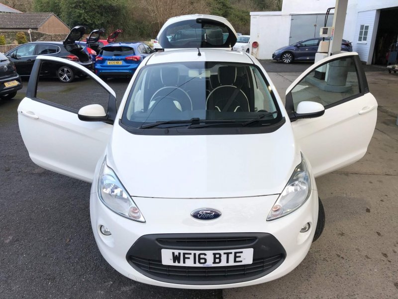 FORD KA