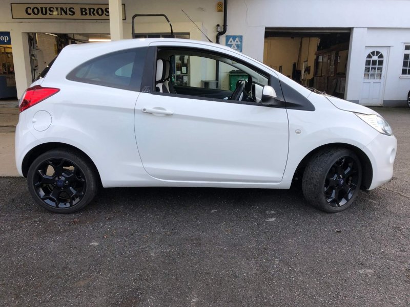 FORD KA