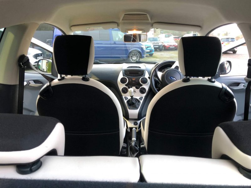 FORD KA