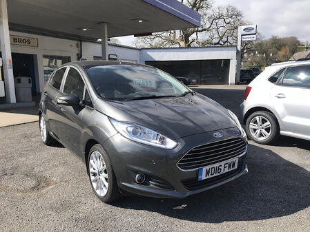FORD FIESTA 1.0 T EcoBoost Titanium X